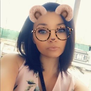 Meet your Posher, Jackie